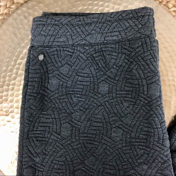 Fabletics| Hamilton Cuff Sweatpants - Picture 5 of 10